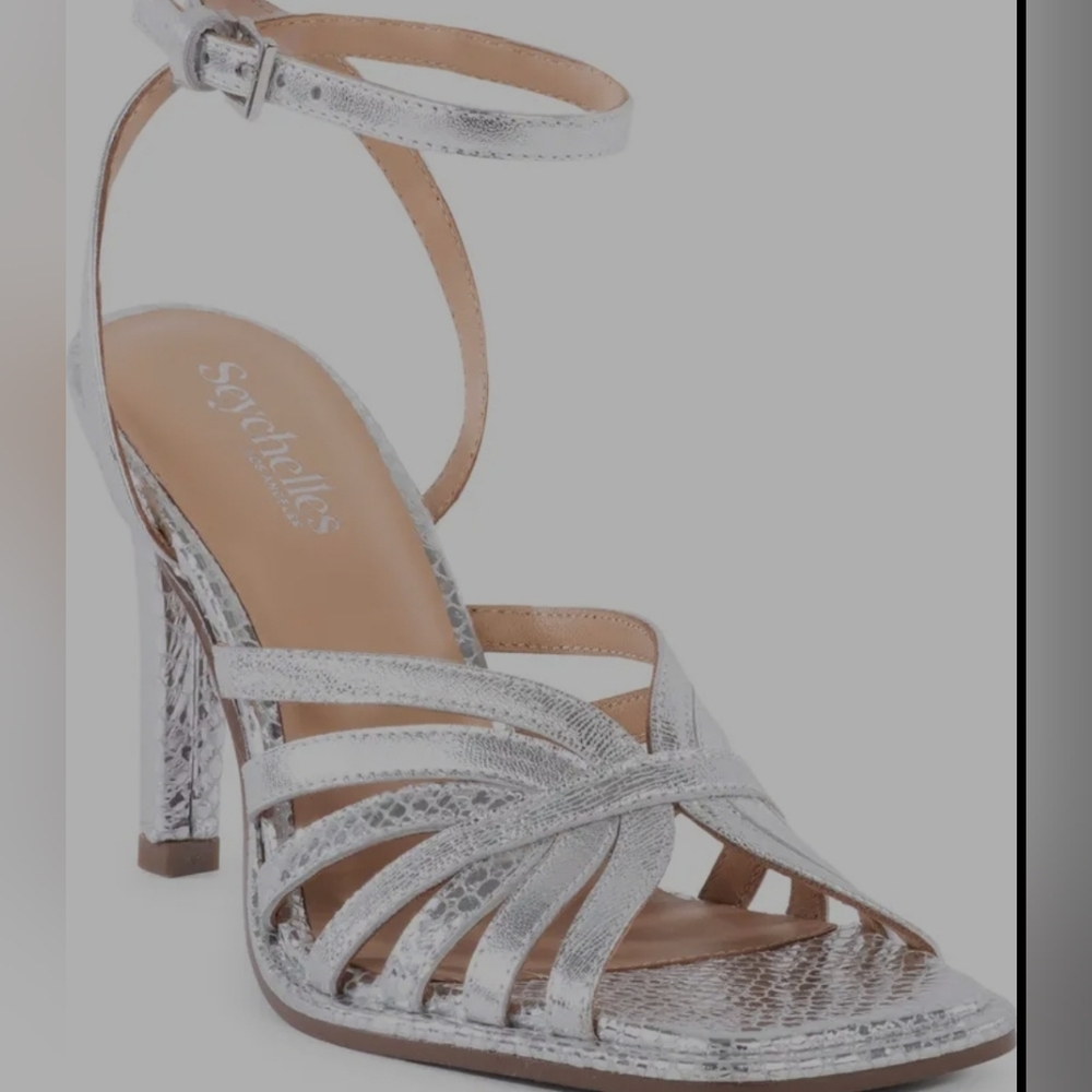 Seychelles Dress To Impress Silver Strappy Sandal Heels